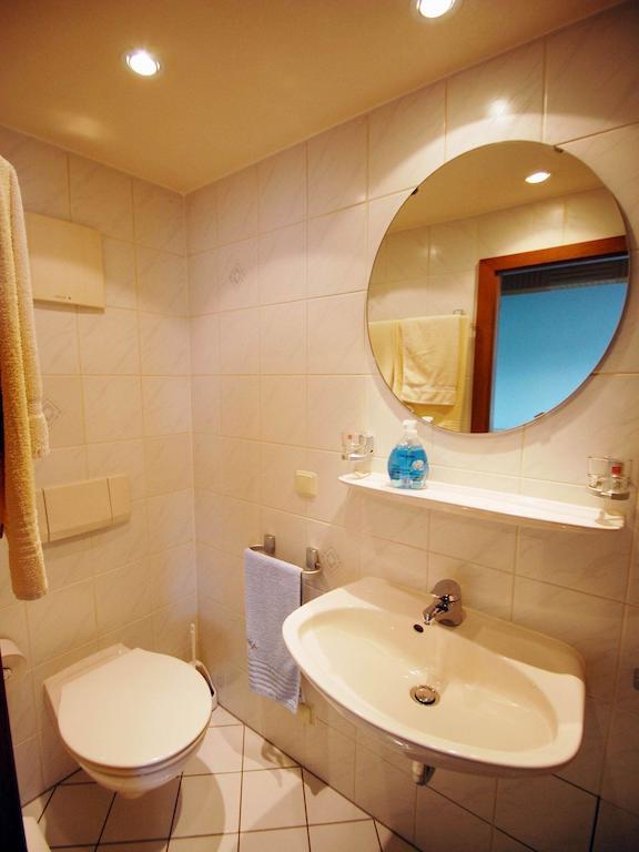 Hotel Konert Bergheim  Pokoj fotografie
